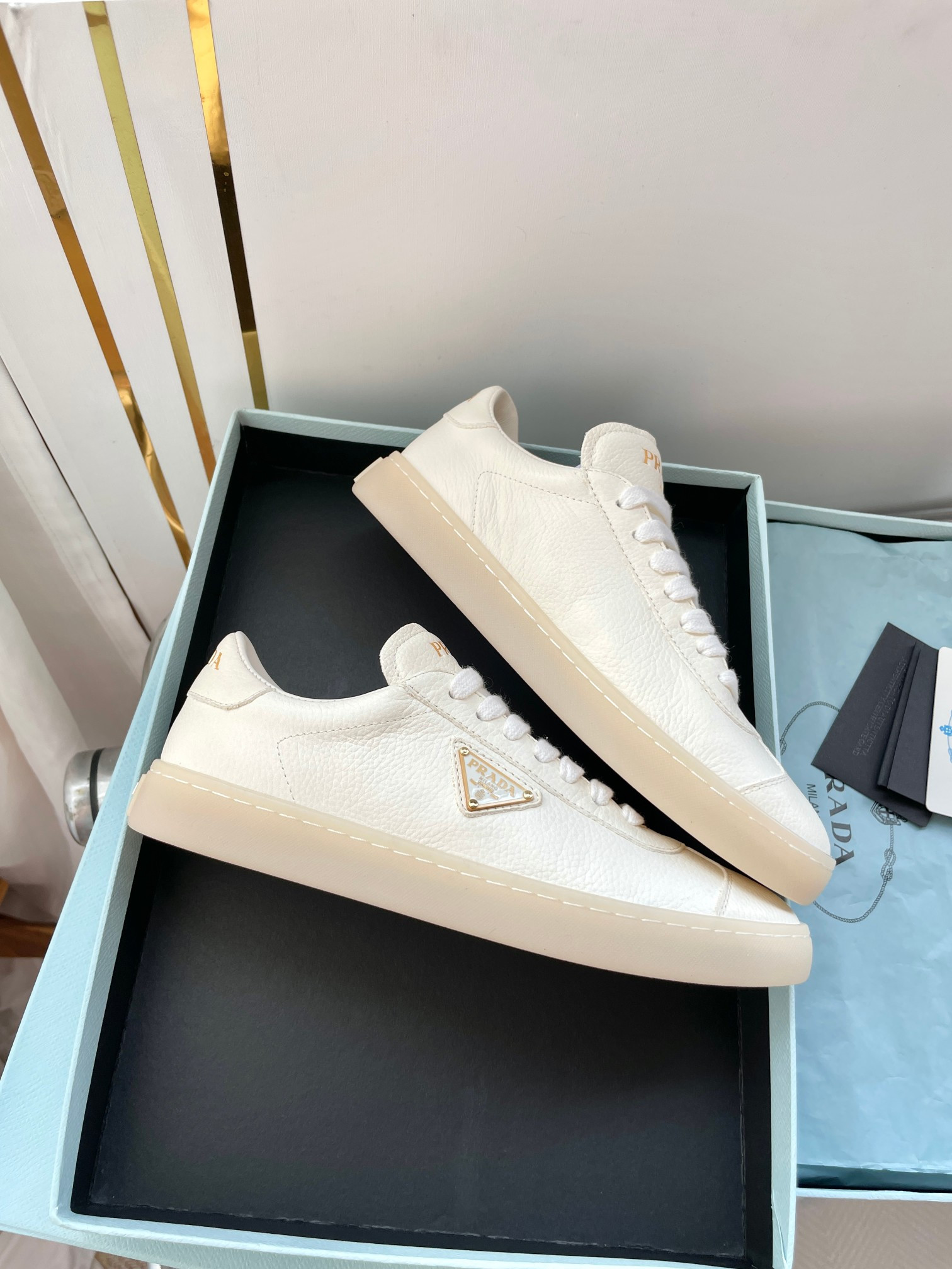 ua Pra*a downtown nappa leather sneakers