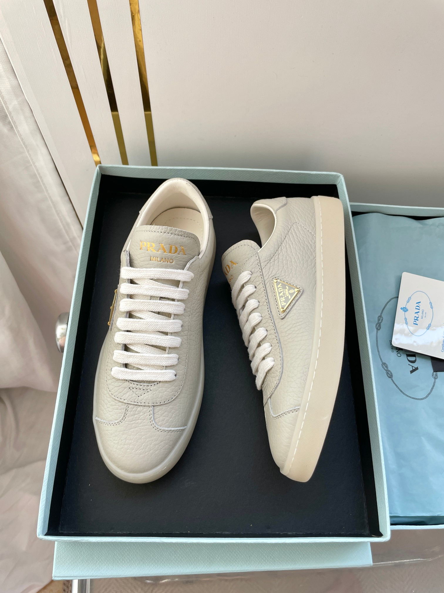 ua Pra*a downtown nappa leather sneakers