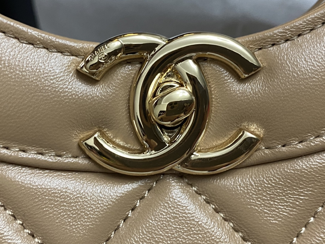 Ch*el shopping bag shiny lambskin & gold-tone metal 11.7 × 11.3 × 3.5 in