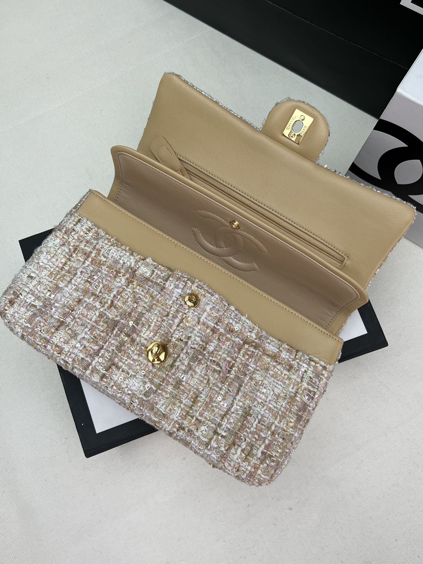 Ch*el classic 11.12 handbag tweed & gold-tone metal   6 × 9.9 × 2.5 in