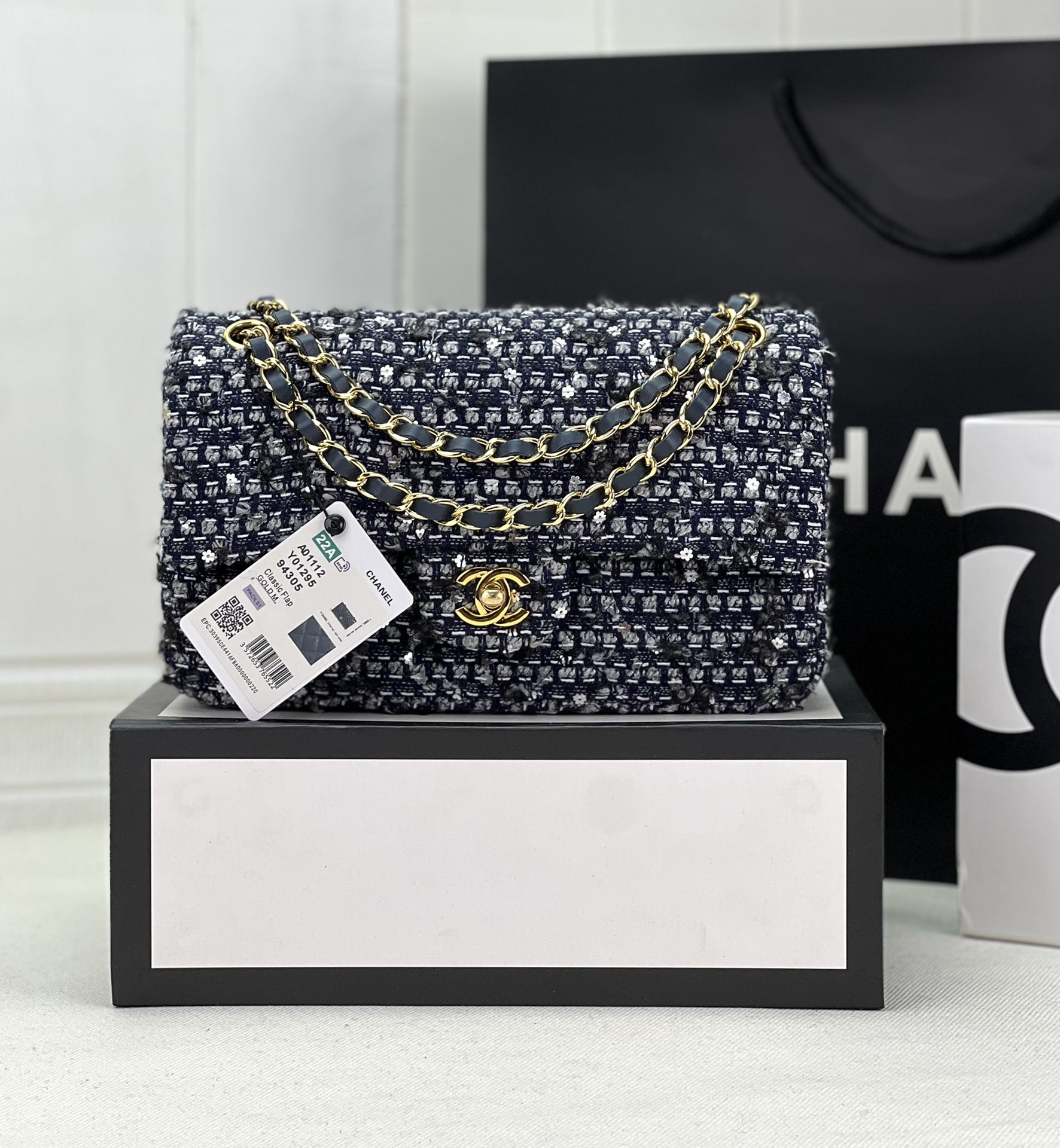 Ch*el classic 11.12 handbag tweed & gold-tone metal   6 × 9.9 × 2.5 in