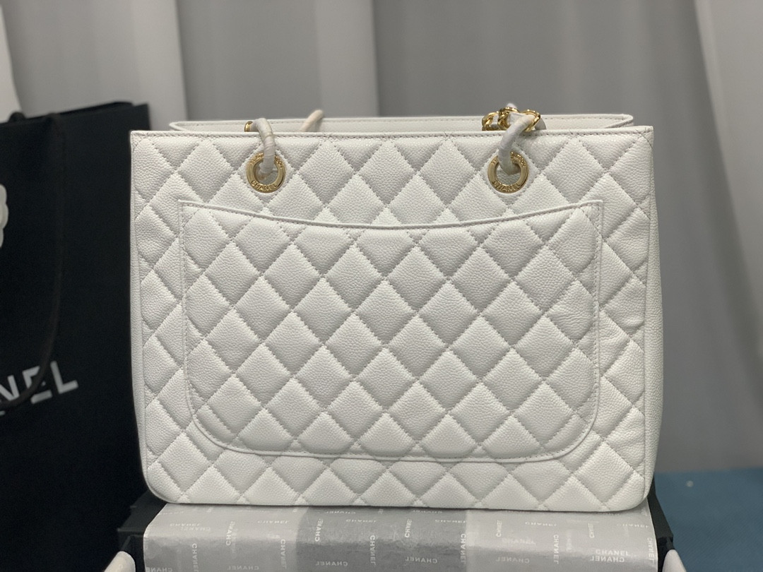 Ch*el gst caviar leather hardware 24x33x13cm