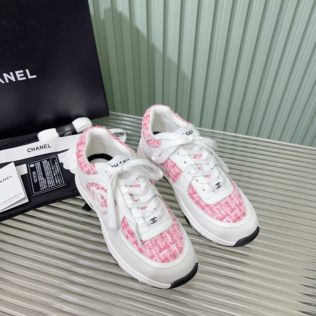 ua Ch*el sneakers tweed