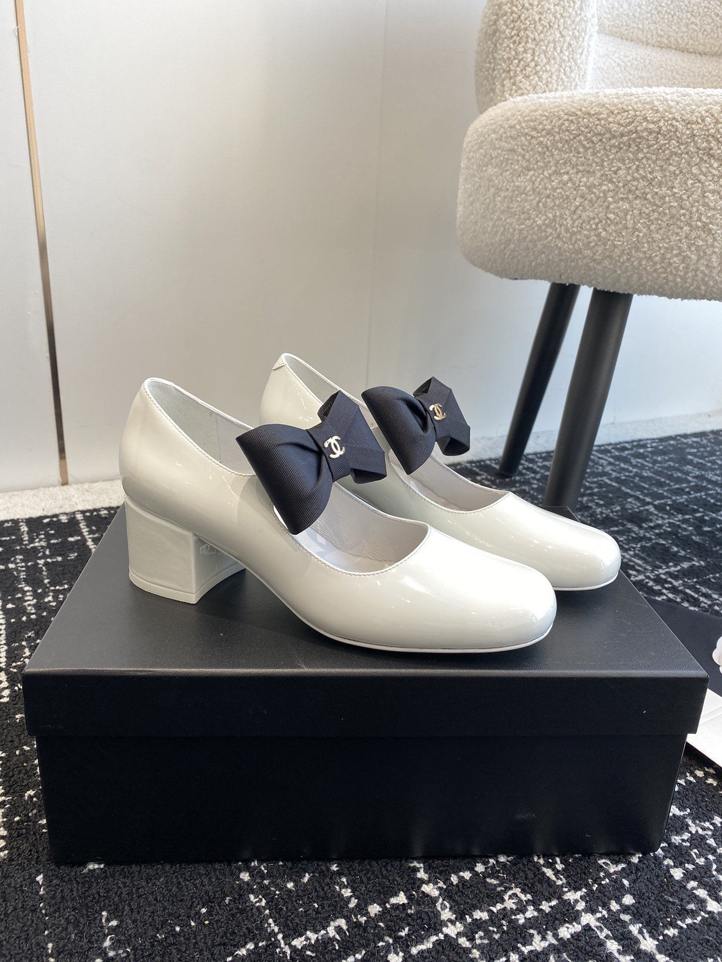 ua Ch*el mary janes patent calfskin & grosgrain