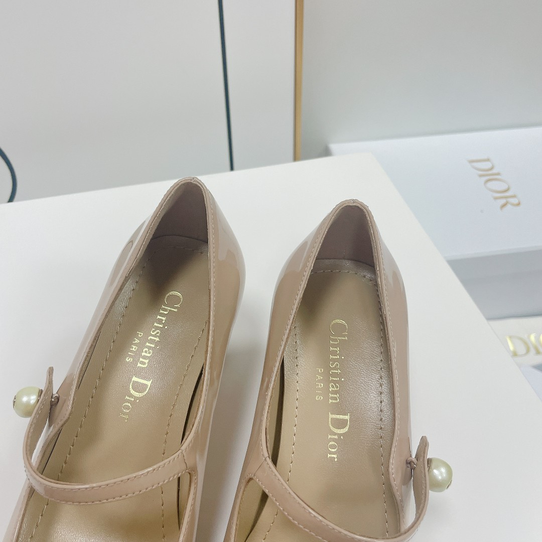 ua jolie D*or pump