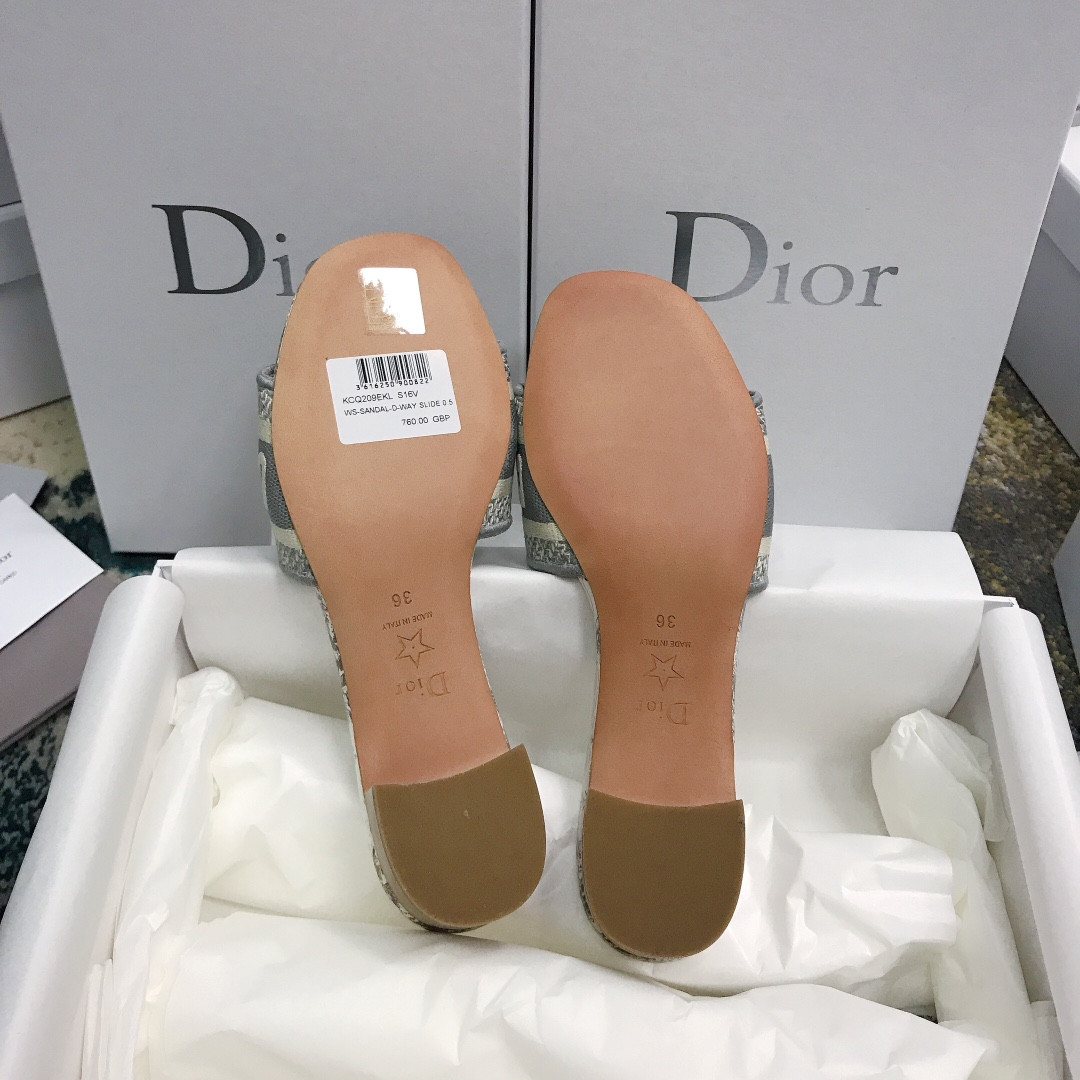 ua D*or dway heeled slide