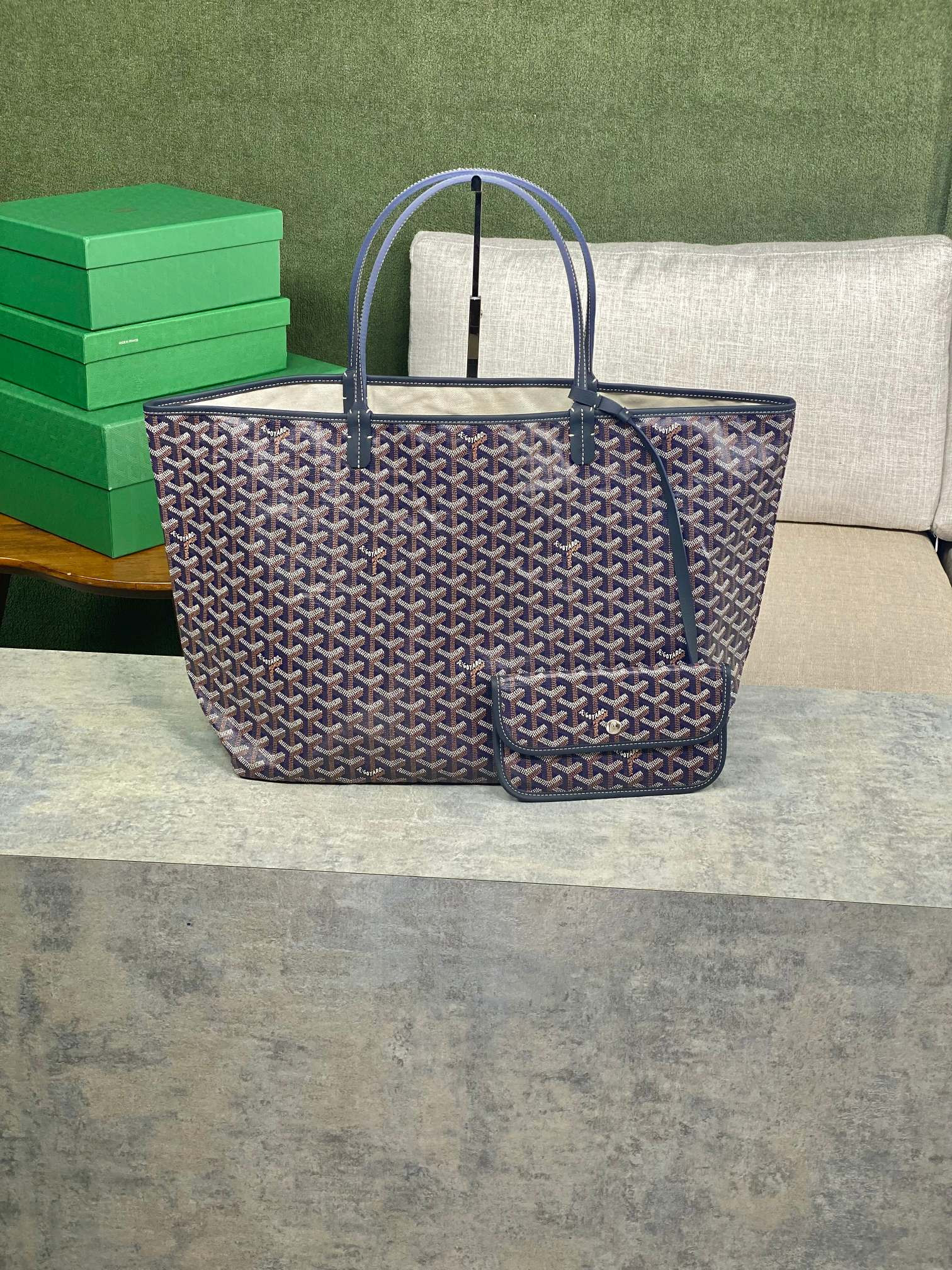 Go*ard saint l0*is gm bag 34 cm x 20 cm x 40 cm