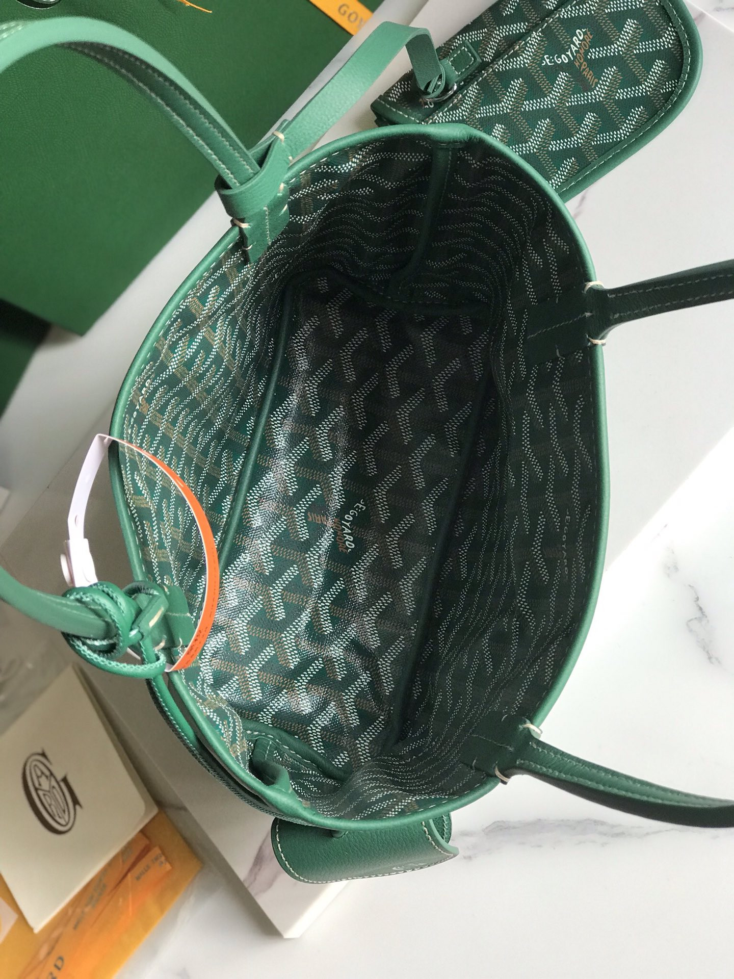 Go*ard anjou mini bag 20 cm x 10 cm x 20 cm
