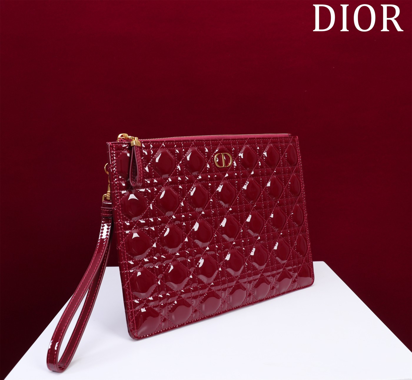 large D*or caro daily pouch 30 x 21.5 cm