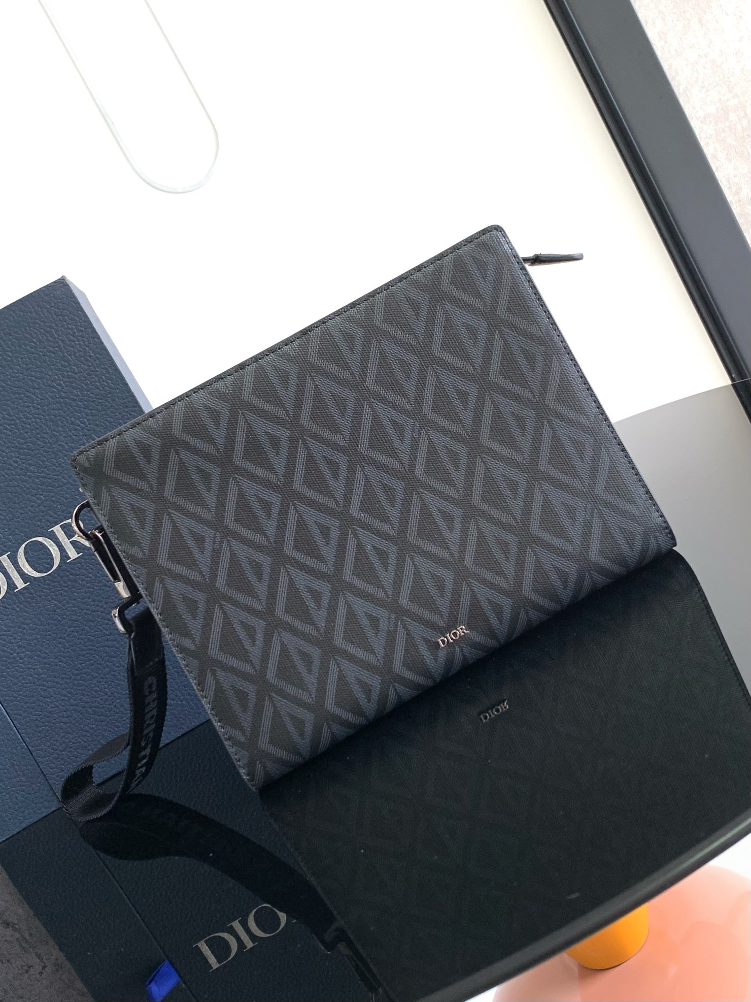 D*or a5 triangle pouch 27 x 19.5 x 6 cm