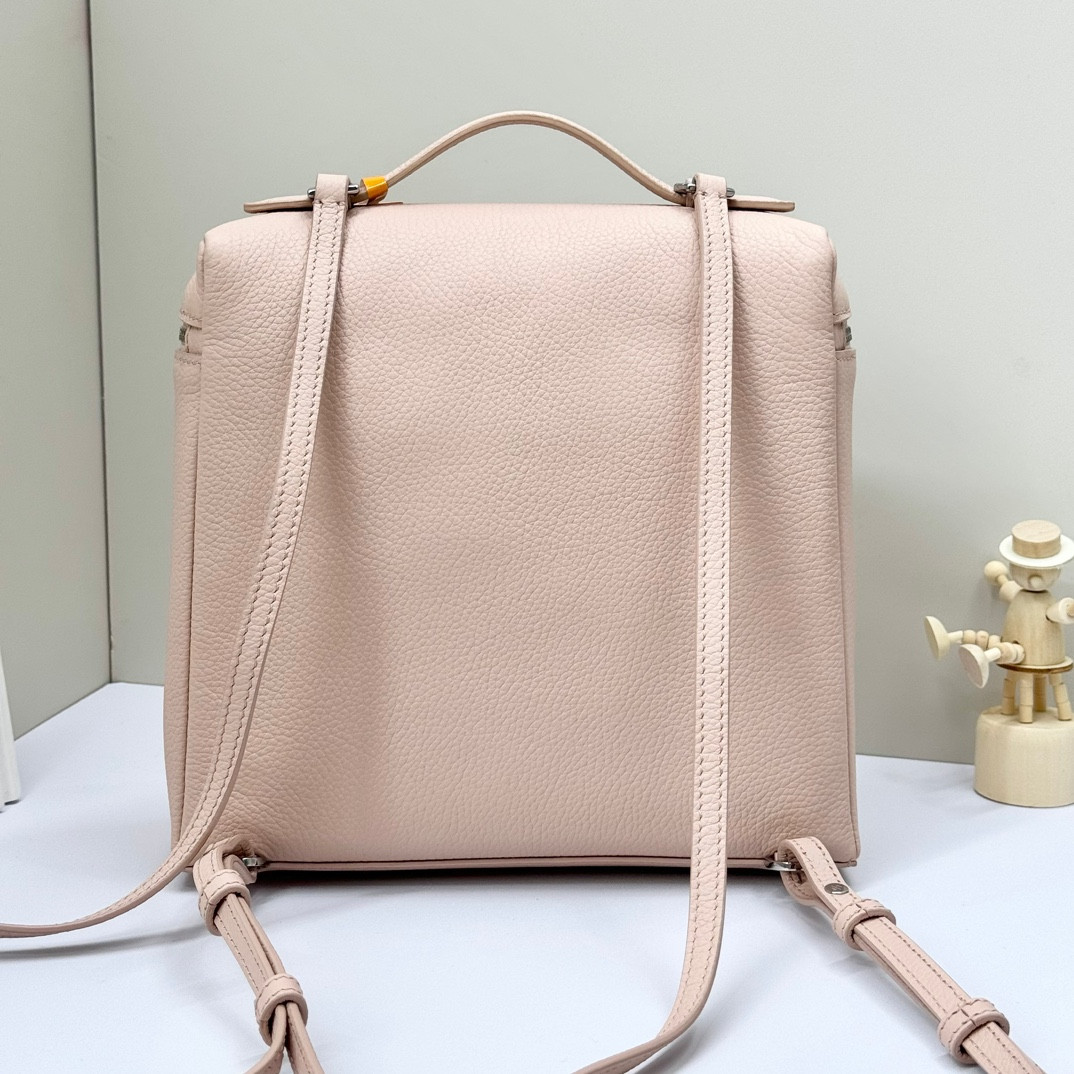 L**o p*ana extra pocket backpack l23.5 grained calfskin 23 x 21 x 8 cm
