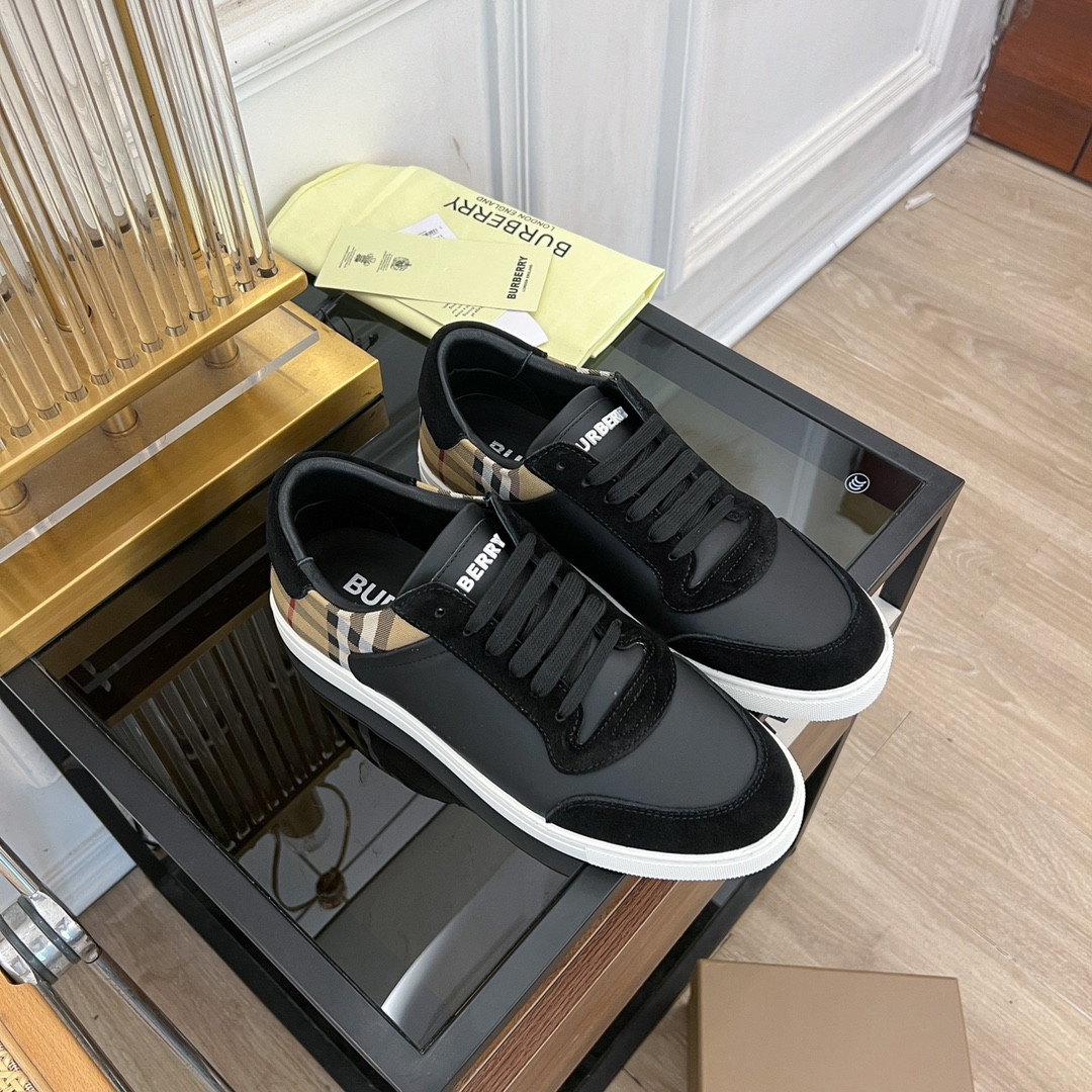 ua B**rry sneakers