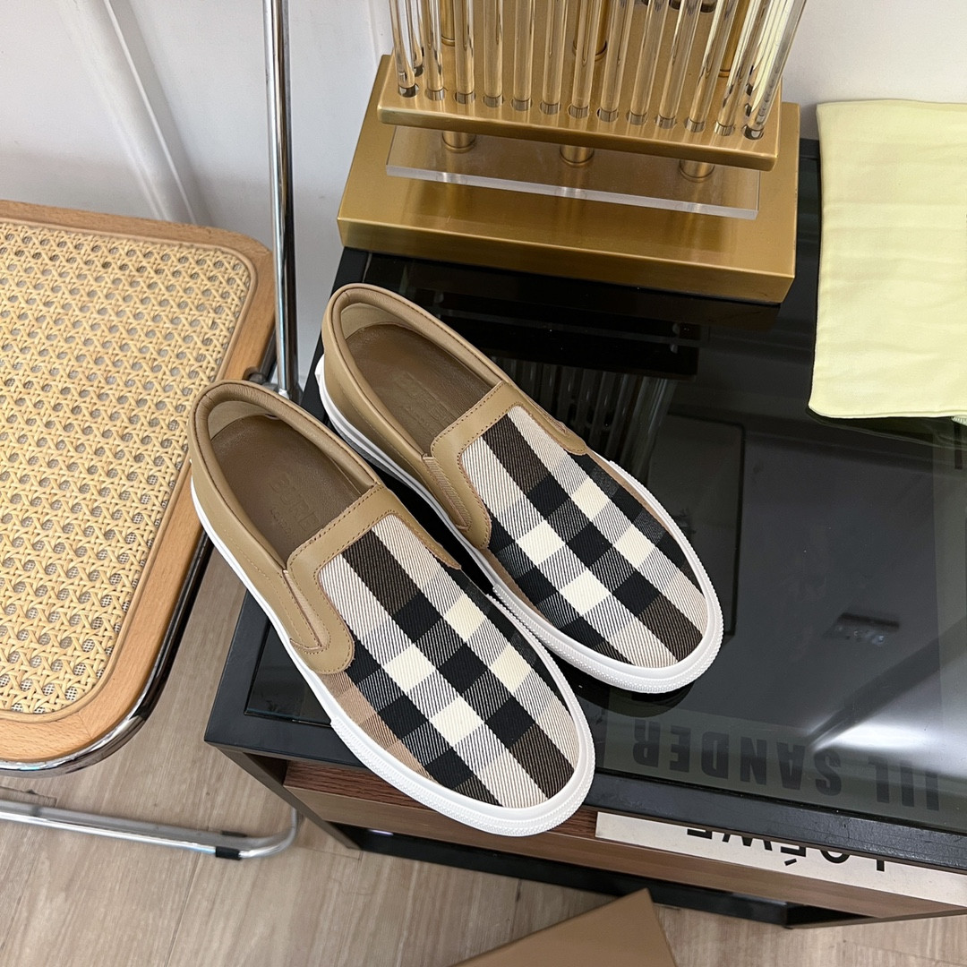 ua B**rry slip on sneakers