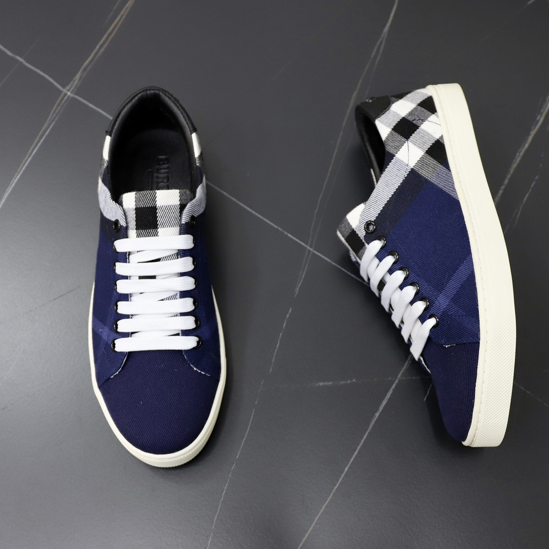 ua B**rry sneakers