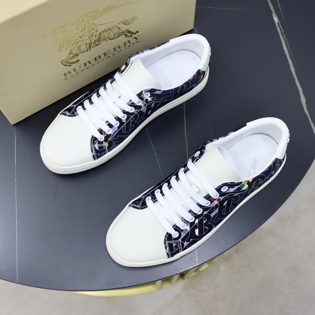 ua B**rry sneakers
