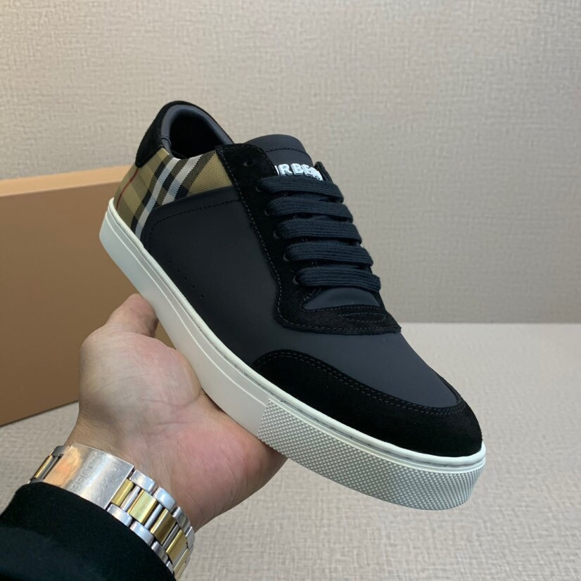 ua B**rry sneakers