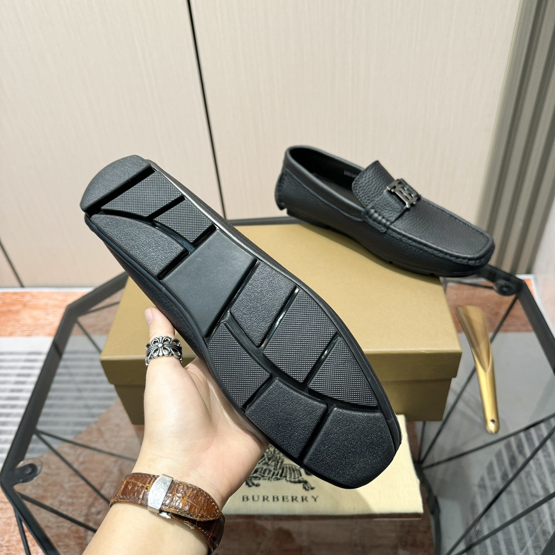 ua B**rry loafers