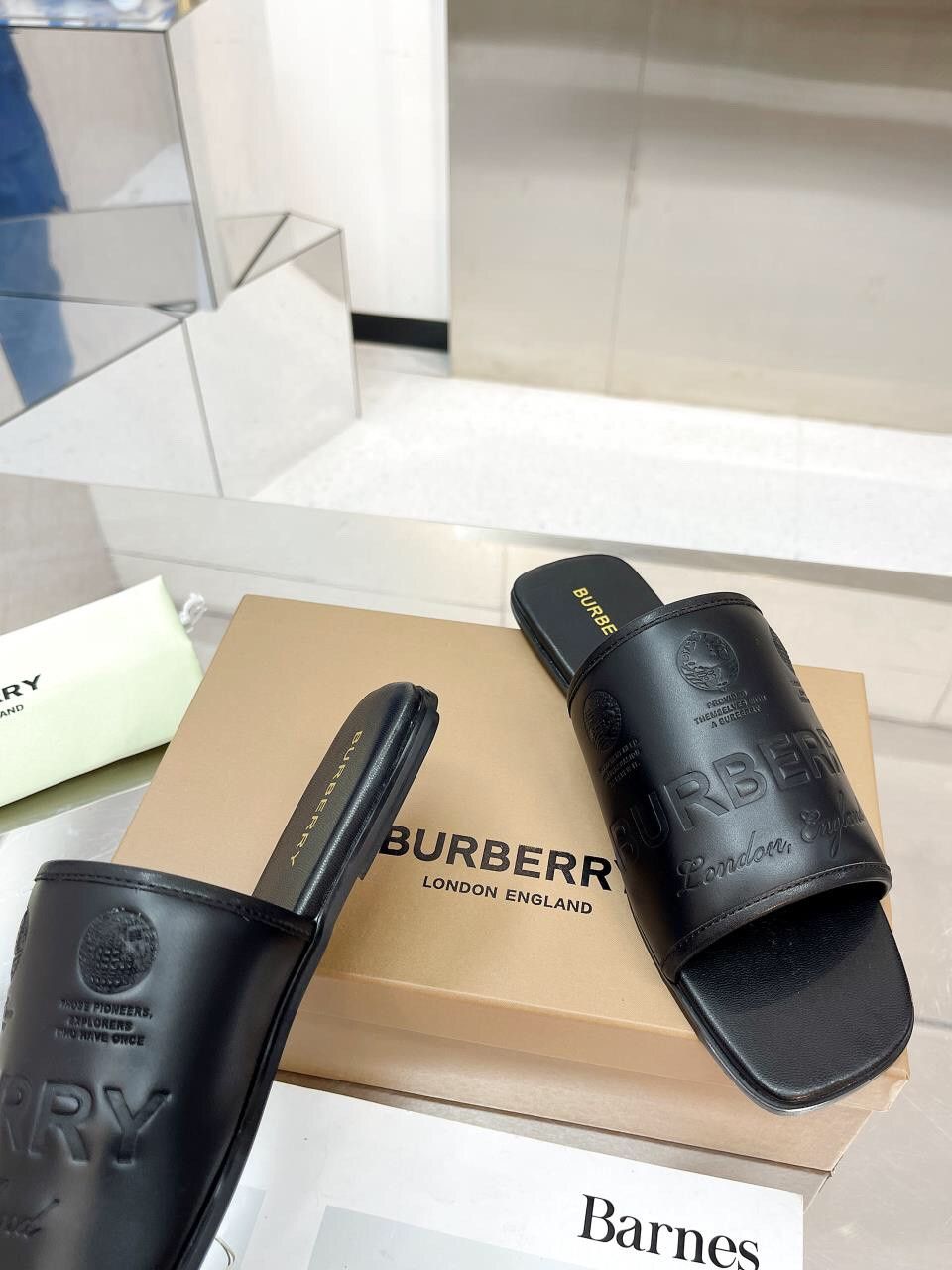 ua B**rry slides