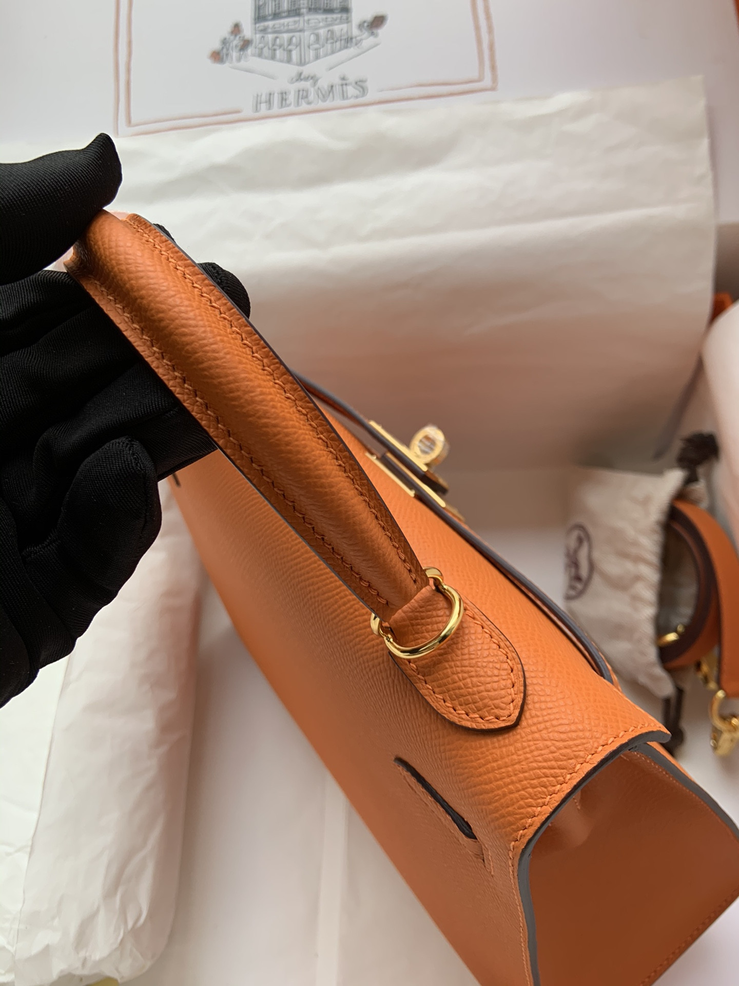 HERMÈS Kelly Gold-tone Hardware 25 28