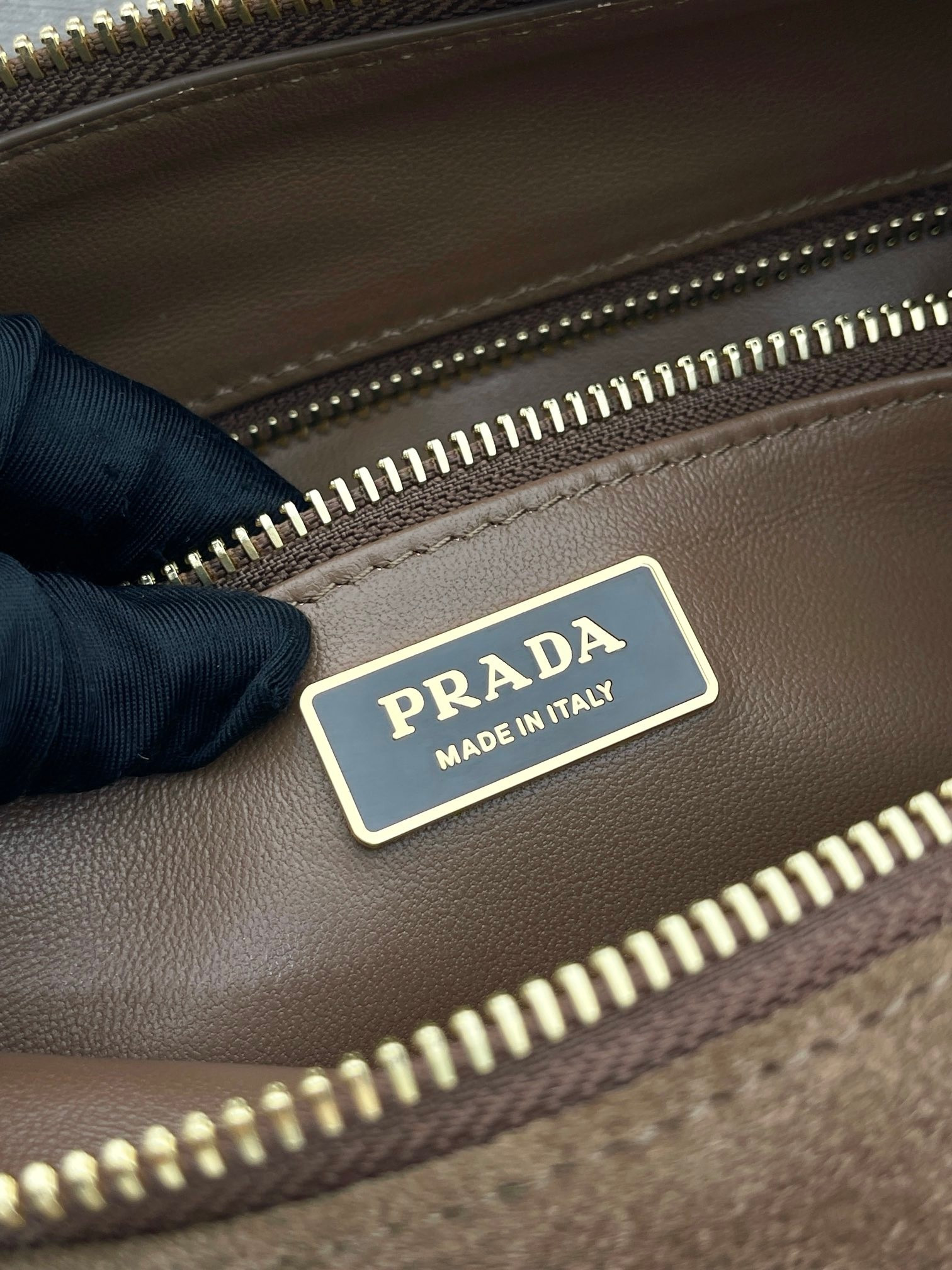 Pra*a aimée large leather shoulder bag  39x24x12cm