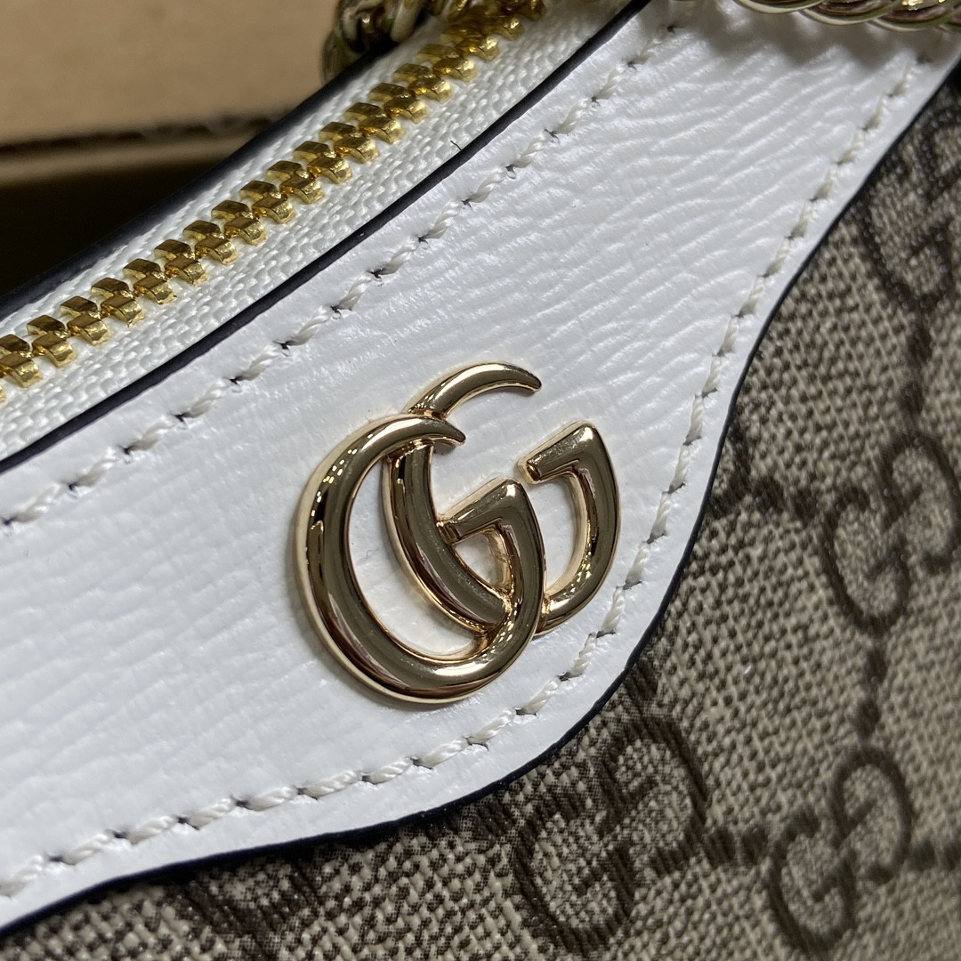 G*u*i  x hattie stewart  bag  10 x 19 x 3 cm