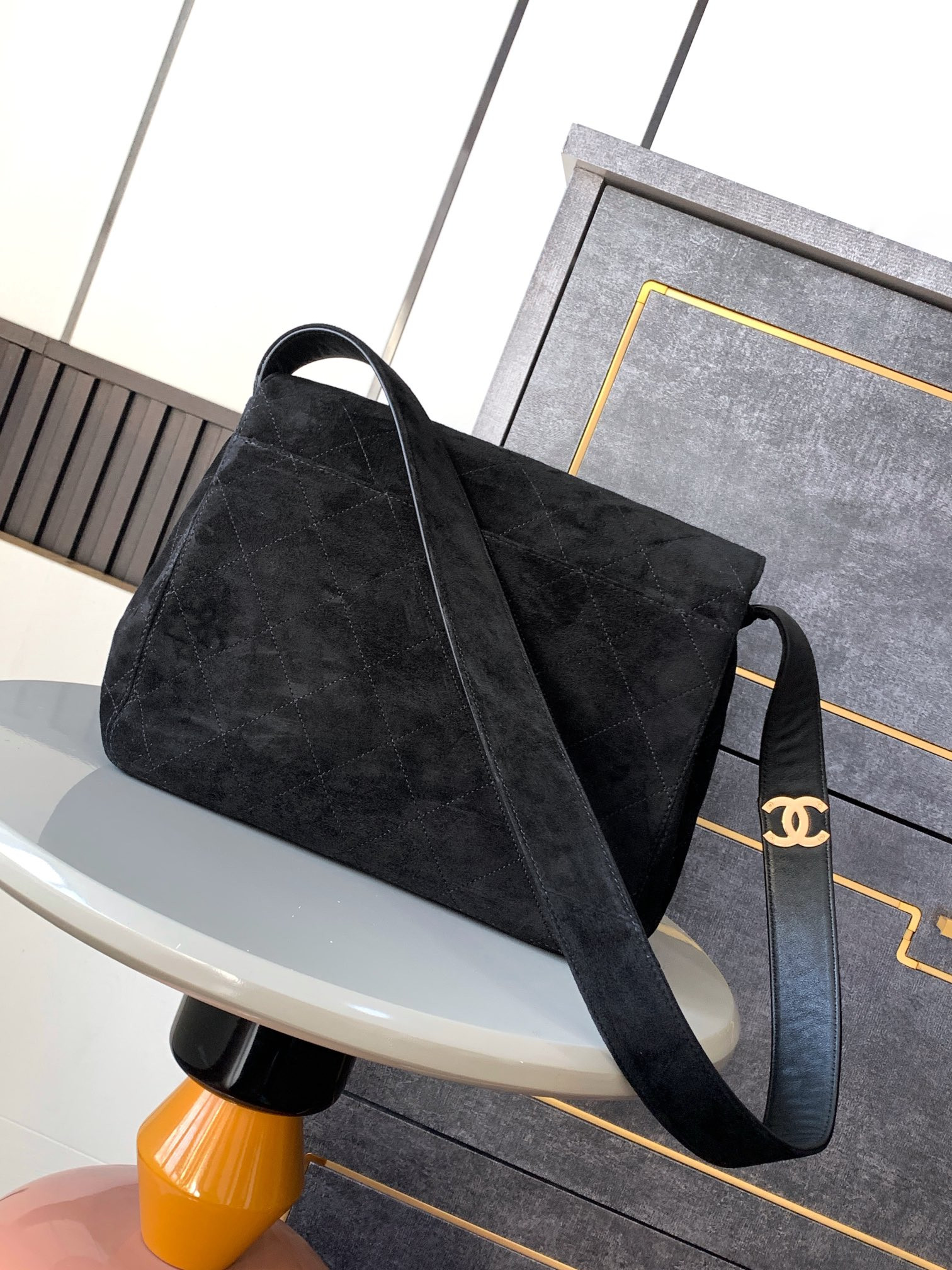 Ch*el vintage bag 28x12.5x24cm