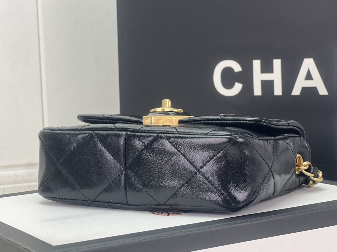 Ch*el flap handbag cf 18x13.5x5.5cm