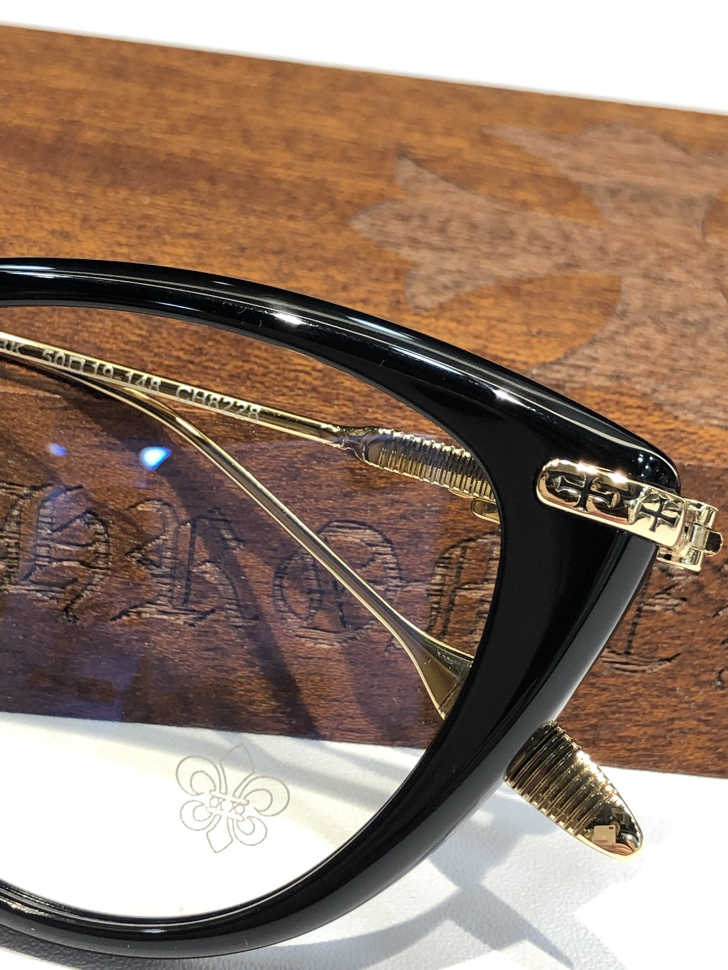 Ch**me He**ts glasses ch8228