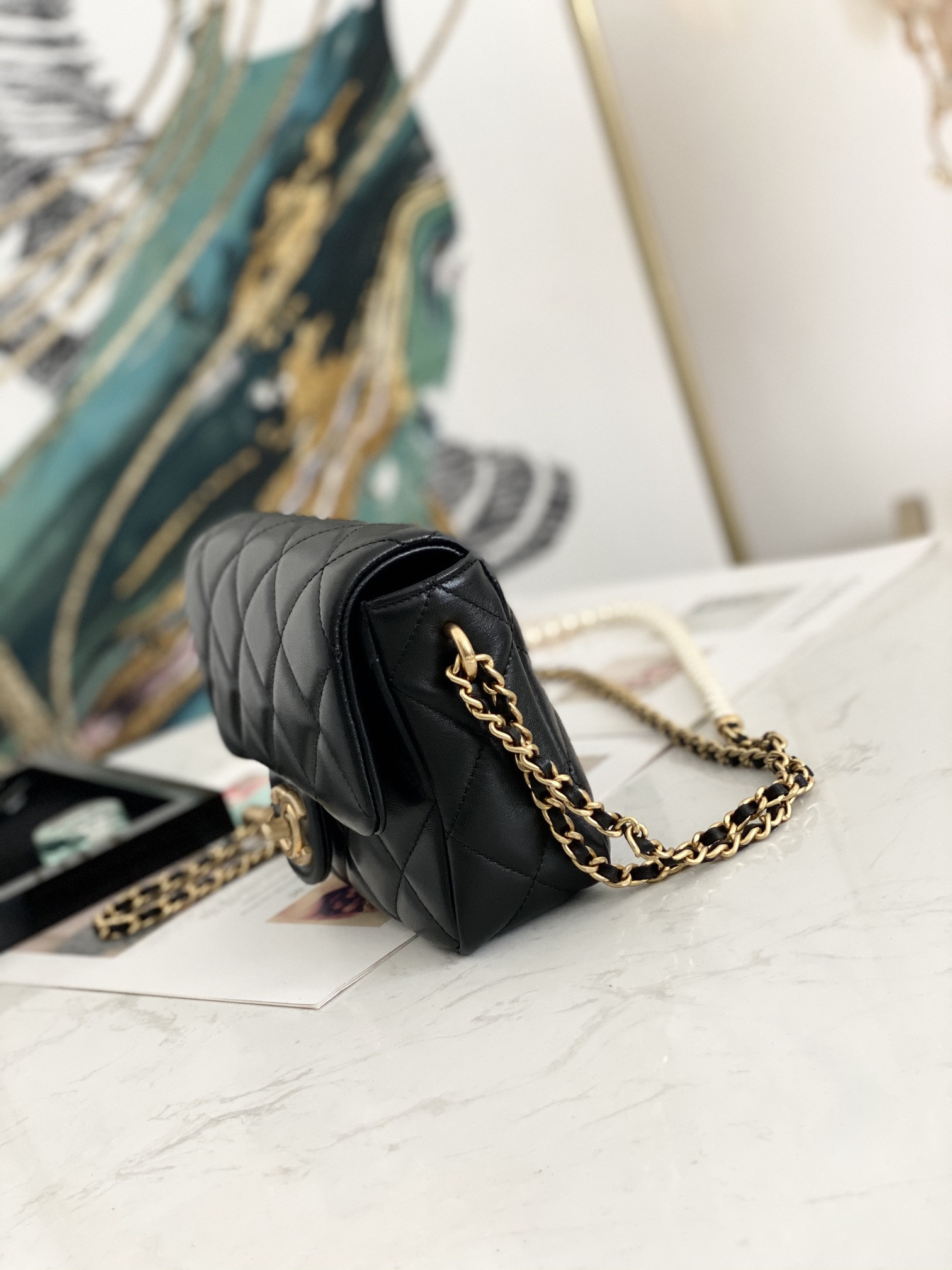 Ch*el flap cf21k 19.5x13.5x6cm as2855