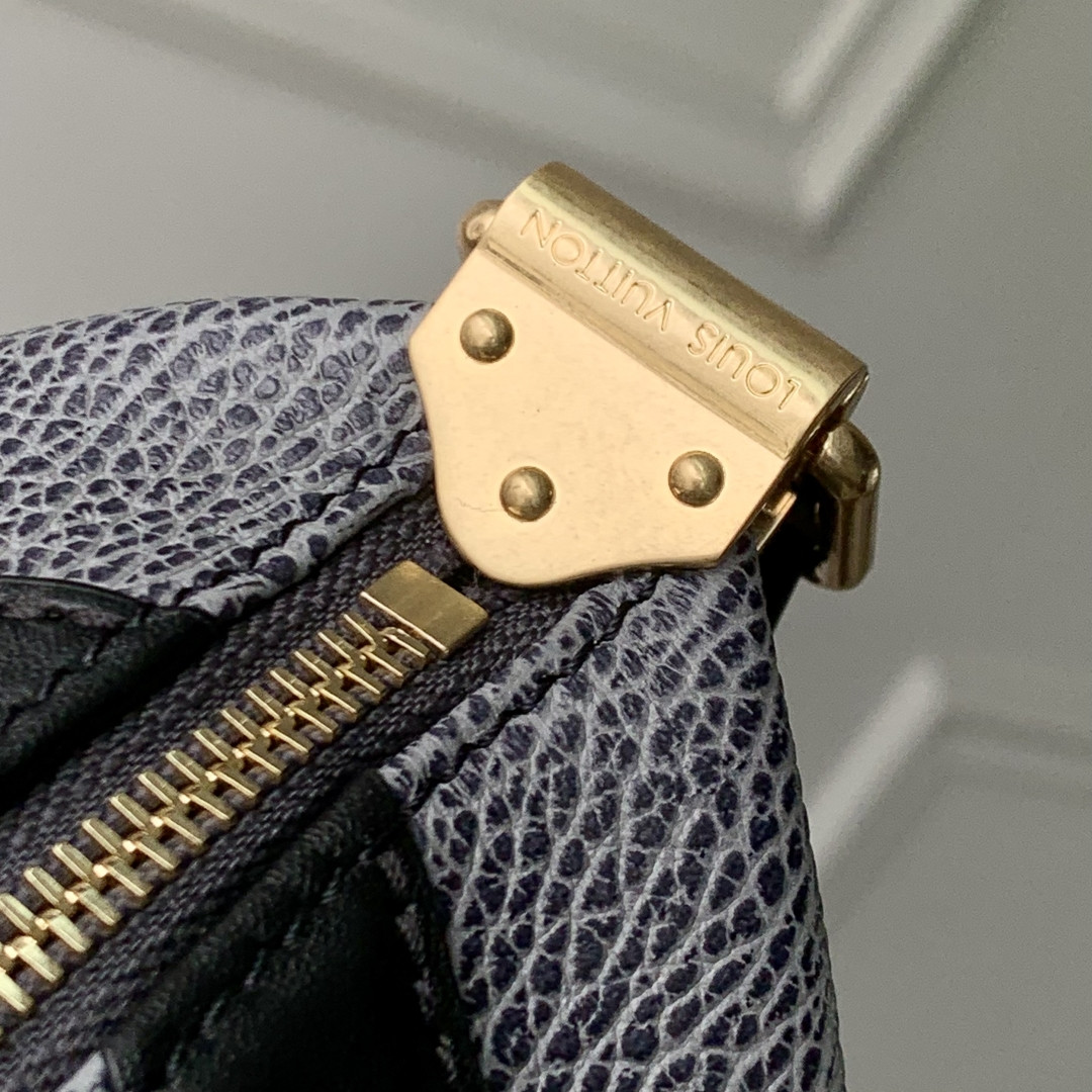 LV Biker MM M14702 38x15x15cm