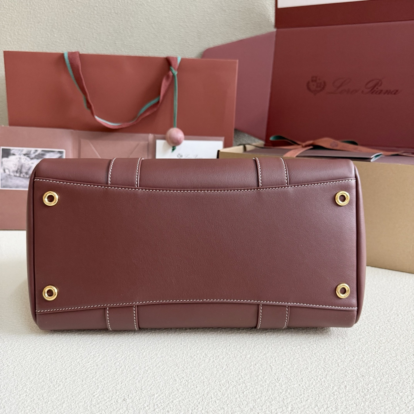 L**o p*ana loom l32 calfskin 33x23x18cm
