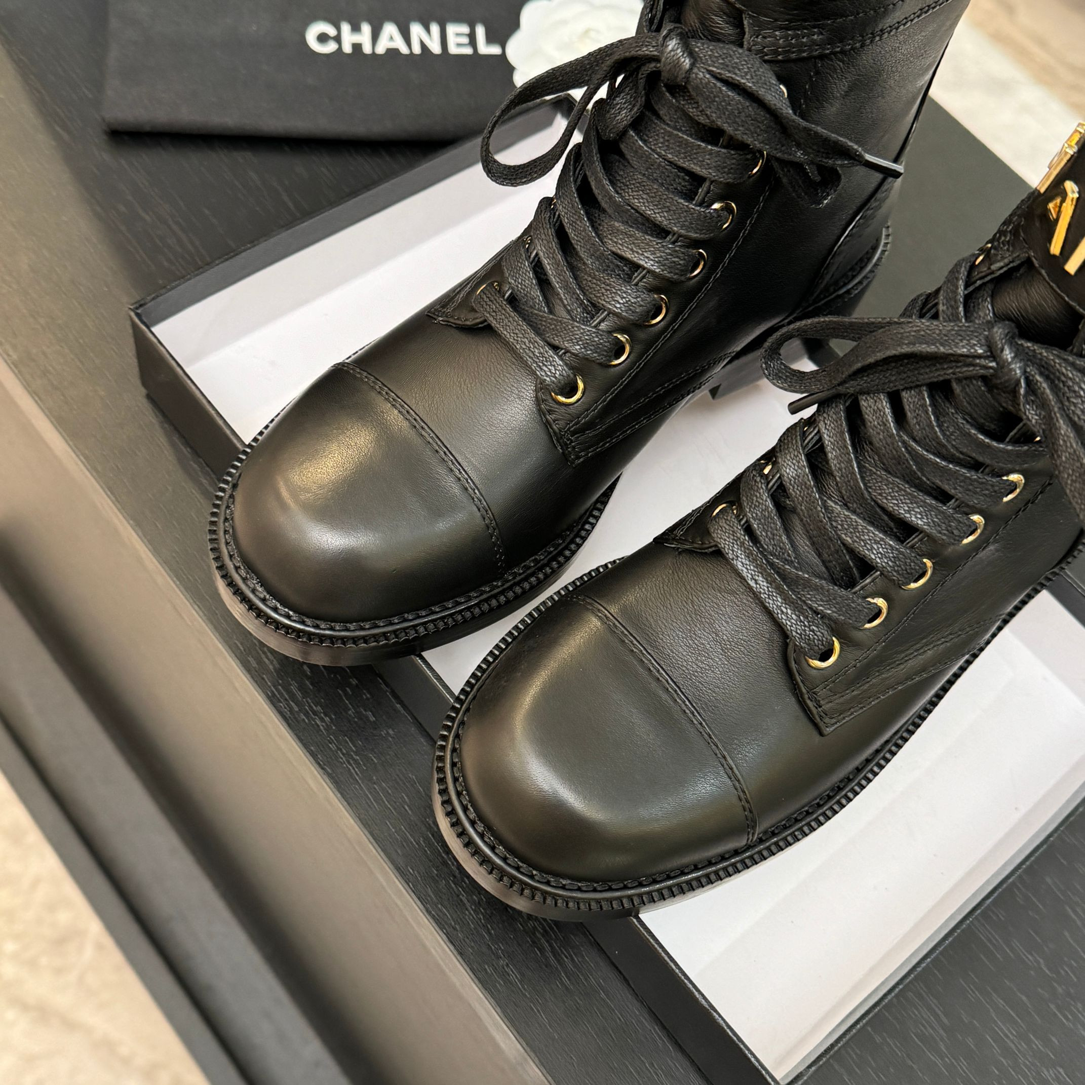 ua Ch*el boot